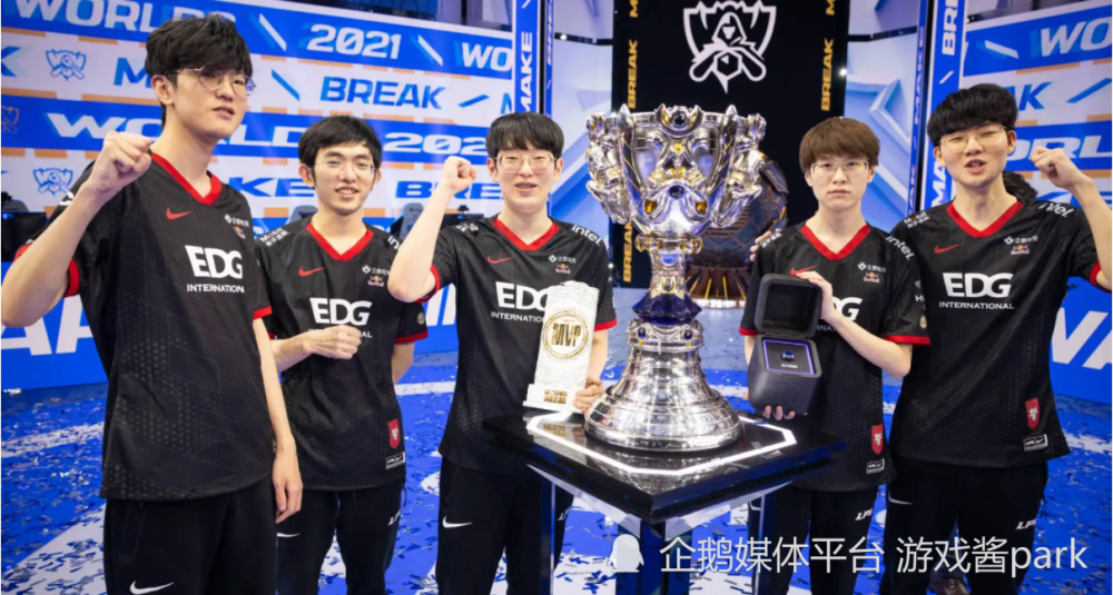 体育产业早餐6.9 | 西凤酒成2018年足协杯官方供应商 中信银行与中网续约五年 体育产业早餐6.9 | 西凤酒成2018年足协杯官方供应商 中信银行与中网续约五年