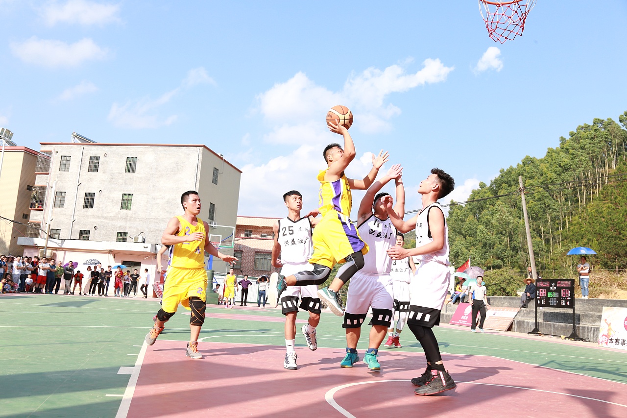 （体育）足球——友谊赛：巴西胜巴拿马